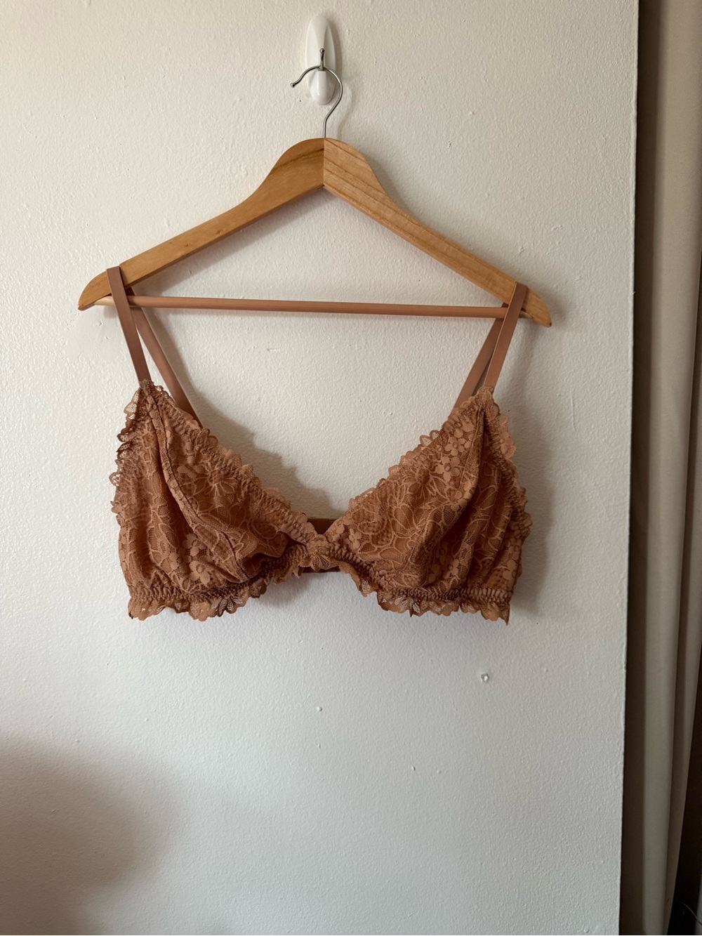 aerie Lace Bralette in Warm Tan